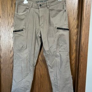 Men’s Duluth Trading Company Flex Firehose pants